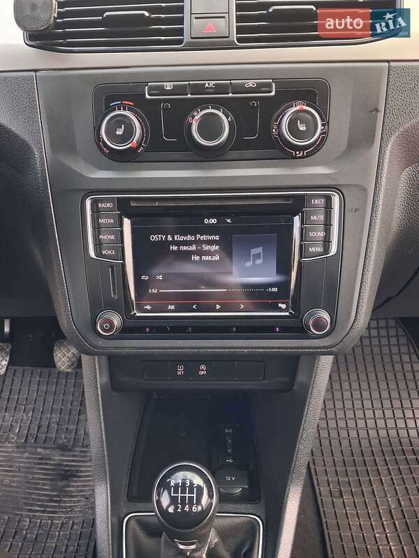 Мінівен Volkswagen Caddy 2016 в Чернівцях