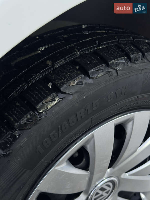 Минивэн Volkswagen Caddy 2008 в Каменке