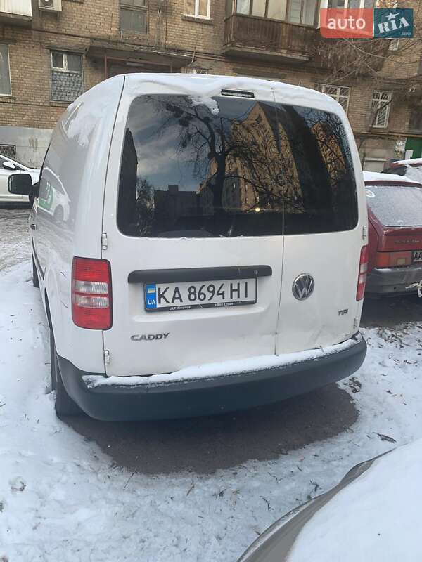 Грузовой фургон Volkswagen Caddy 2014 в Киеве