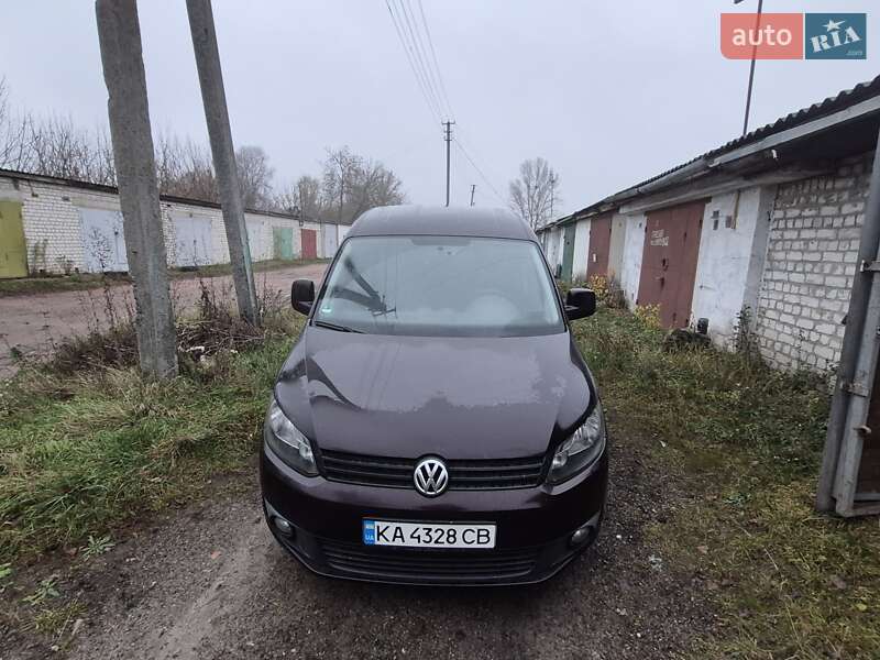 Volkswagen Caddy 2011