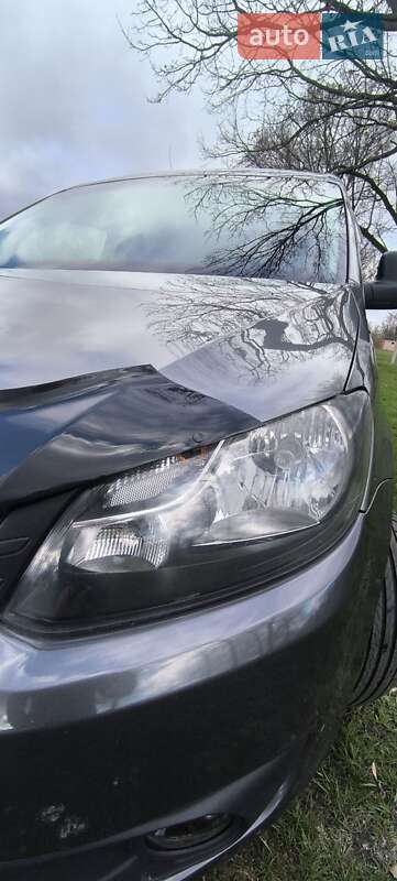 Минивэн Volkswagen Caddy 2013 в Лохвице