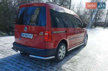 Мінівен Volkswagen Caddy 2016 в Запоріжжі