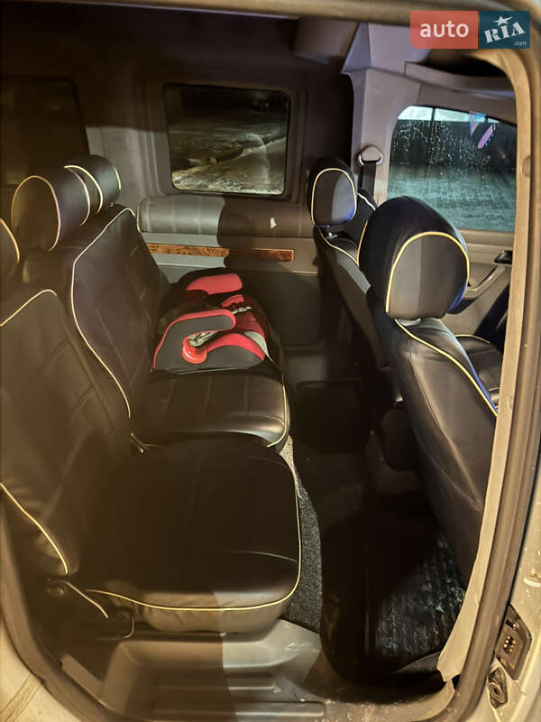 Минивэн Volkswagen Caddy 2009 в Одессе