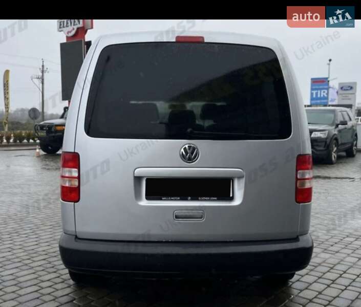 Минивэн Volkswagen Caddy 2015 в Виноградове