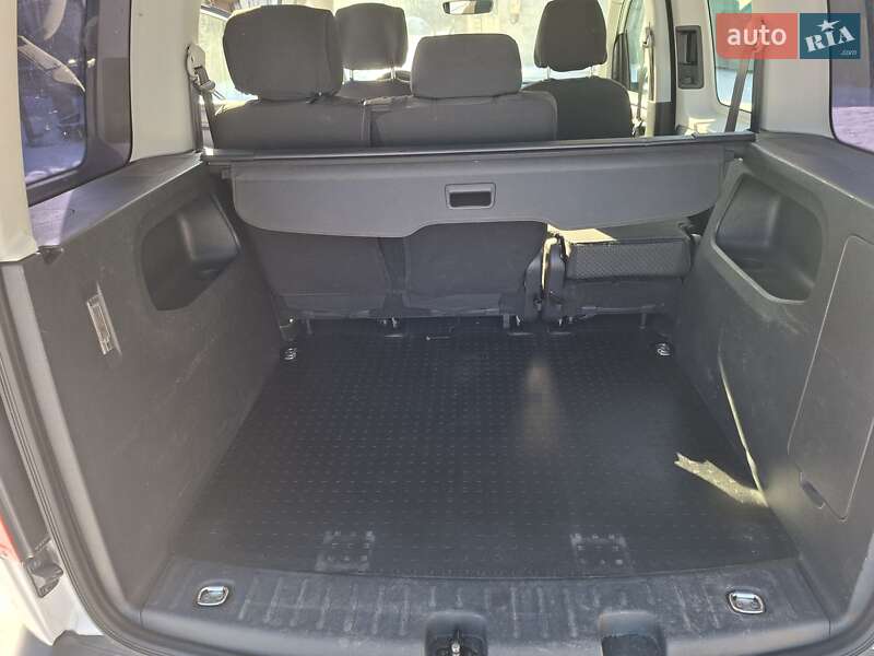 Минивэн Volkswagen Caddy 2015 в Луцке