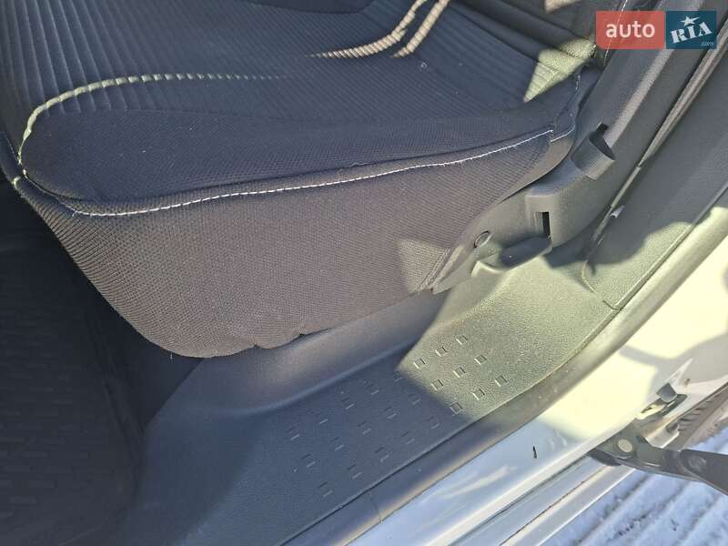 Минивэн Volkswagen Caddy 2015 в Луцке