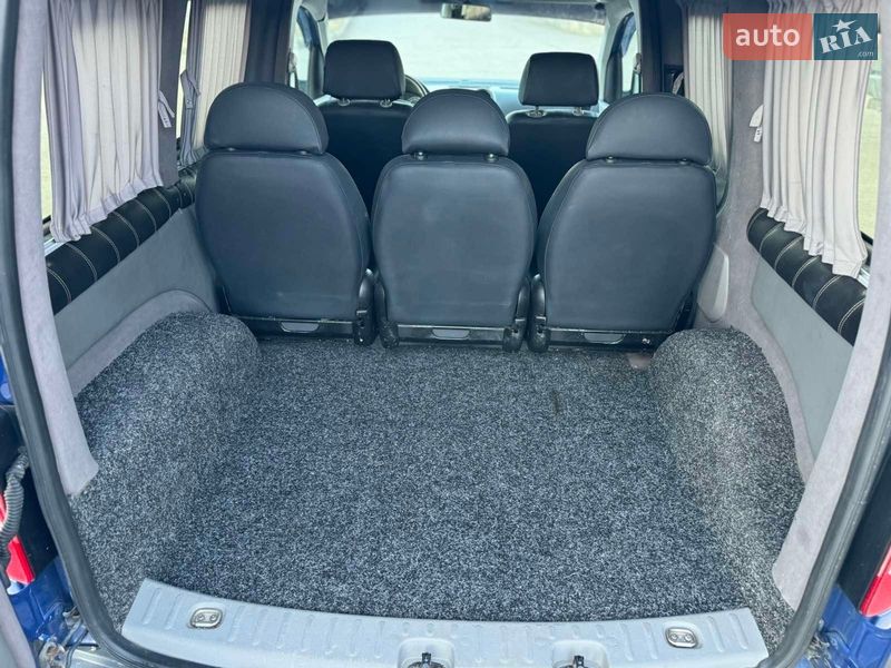 Минивэн Volkswagen Caddy 2010 в Днепре