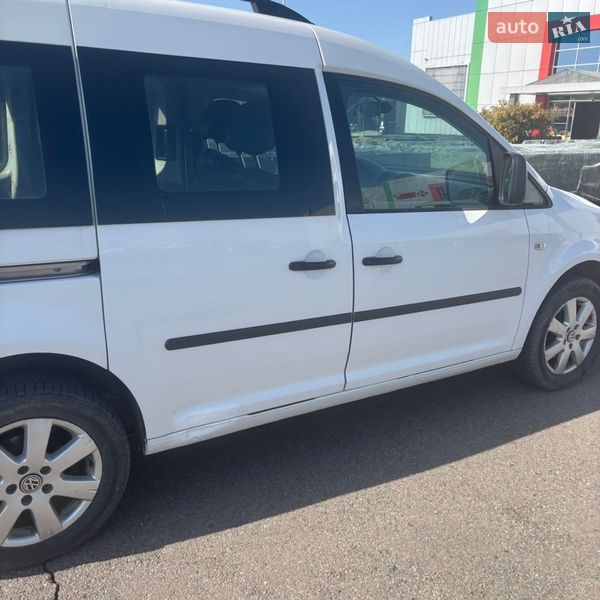 Минивэн Volkswagen Caddy 2014 в Тячеве