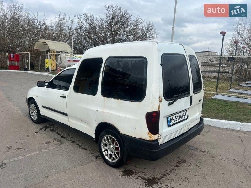 Минивэн Volkswagen Caddy 2003 в Житомире