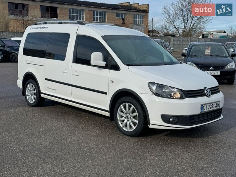 Минивэн Volkswagen Caddy 2011 в Каменке