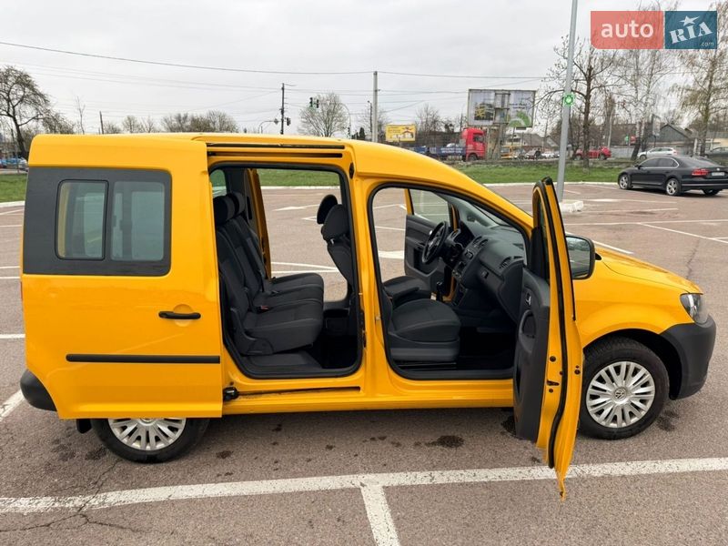 Мінівен Volkswagen Caddy 2014 в Житомирі