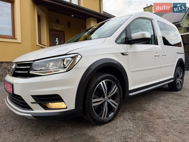 Минивэн Volkswagen Caddy 2017 в Львове фото Минивэн Volkswagen Caddy 2017 в Львове