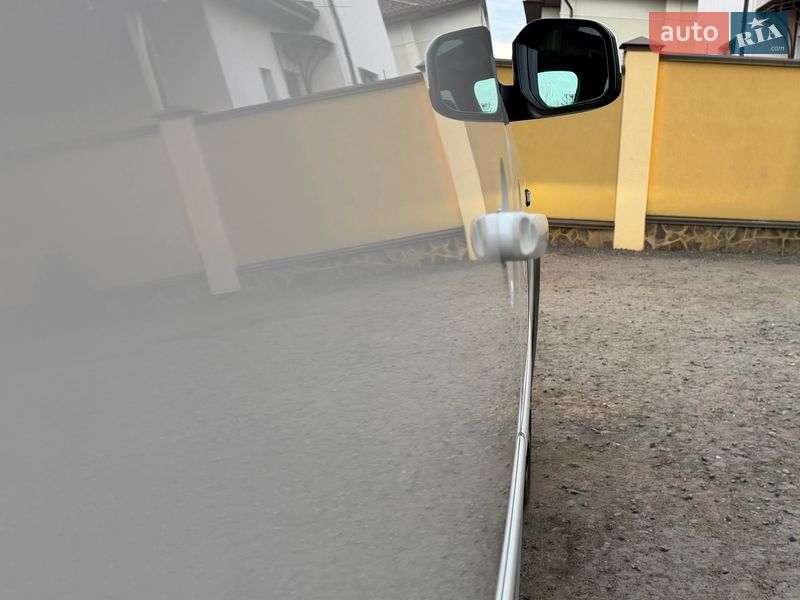 Минивэн Volkswagen Caddy 2017 в Львове фото 31 Минивэн Volkswagen Caddy 2017 в Львове