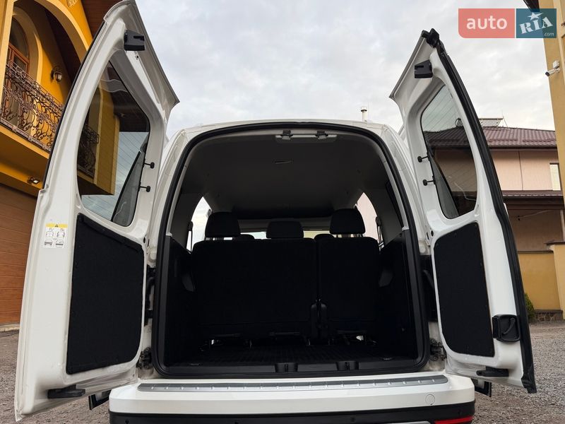 Минивэн Volkswagen Caddy 2017 в Львове фото 50 Минивэн Volkswagen Caddy 2017 в Львове