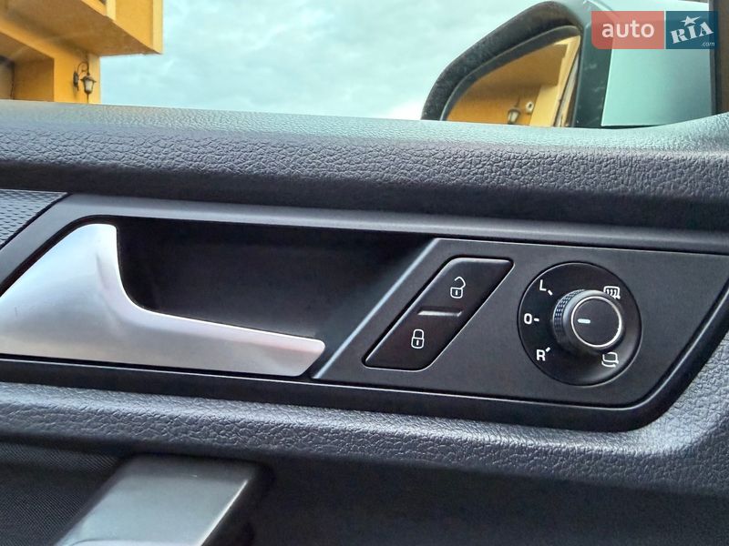 Минивэн Volkswagen Caddy 2017 в Львове фото 62 Минивэн Volkswagen Caddy 2017 в Львове