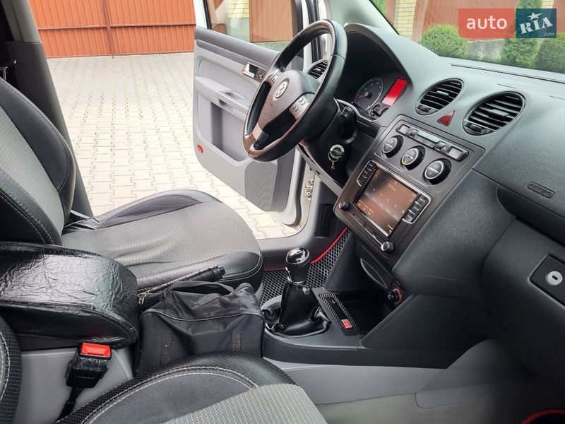 Минивэн Volkswagen Caddy 2006 в Хмельницком