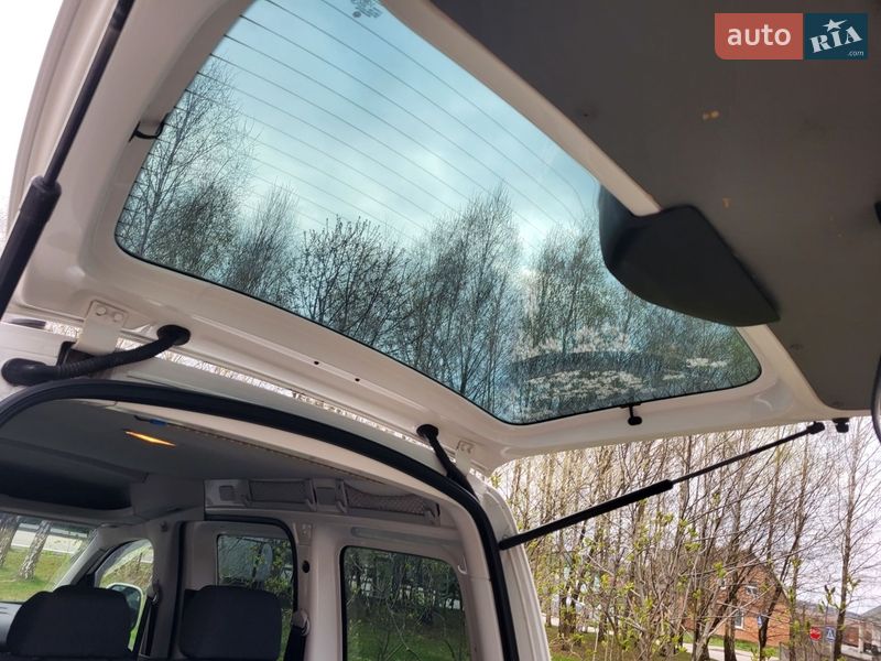 Минивэн Volkswagen Caddy 2006 в Хмельницком