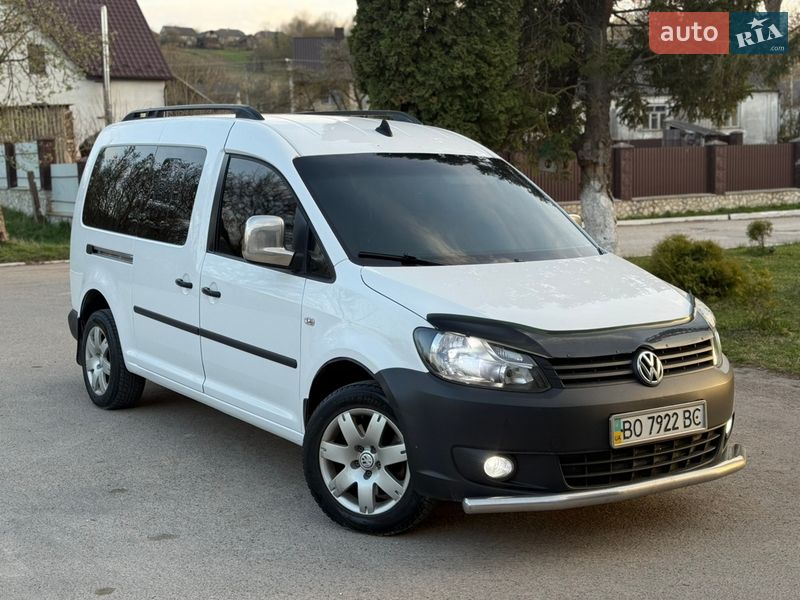 Volkswagen Caddy 2011