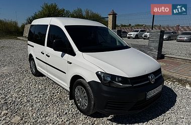 Мінівен Volkswagen Caddy 2016 в Чорткові
