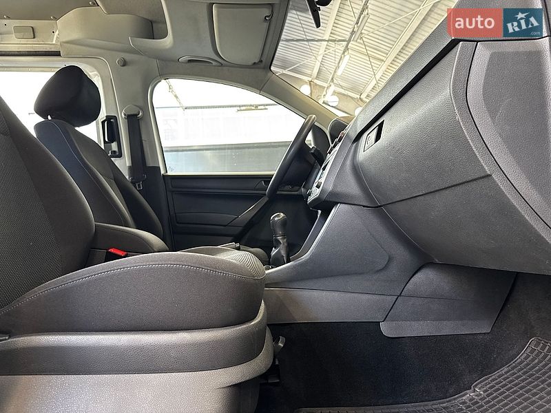 Минивэн Volkswagen Caddy 2019 в Киеве
