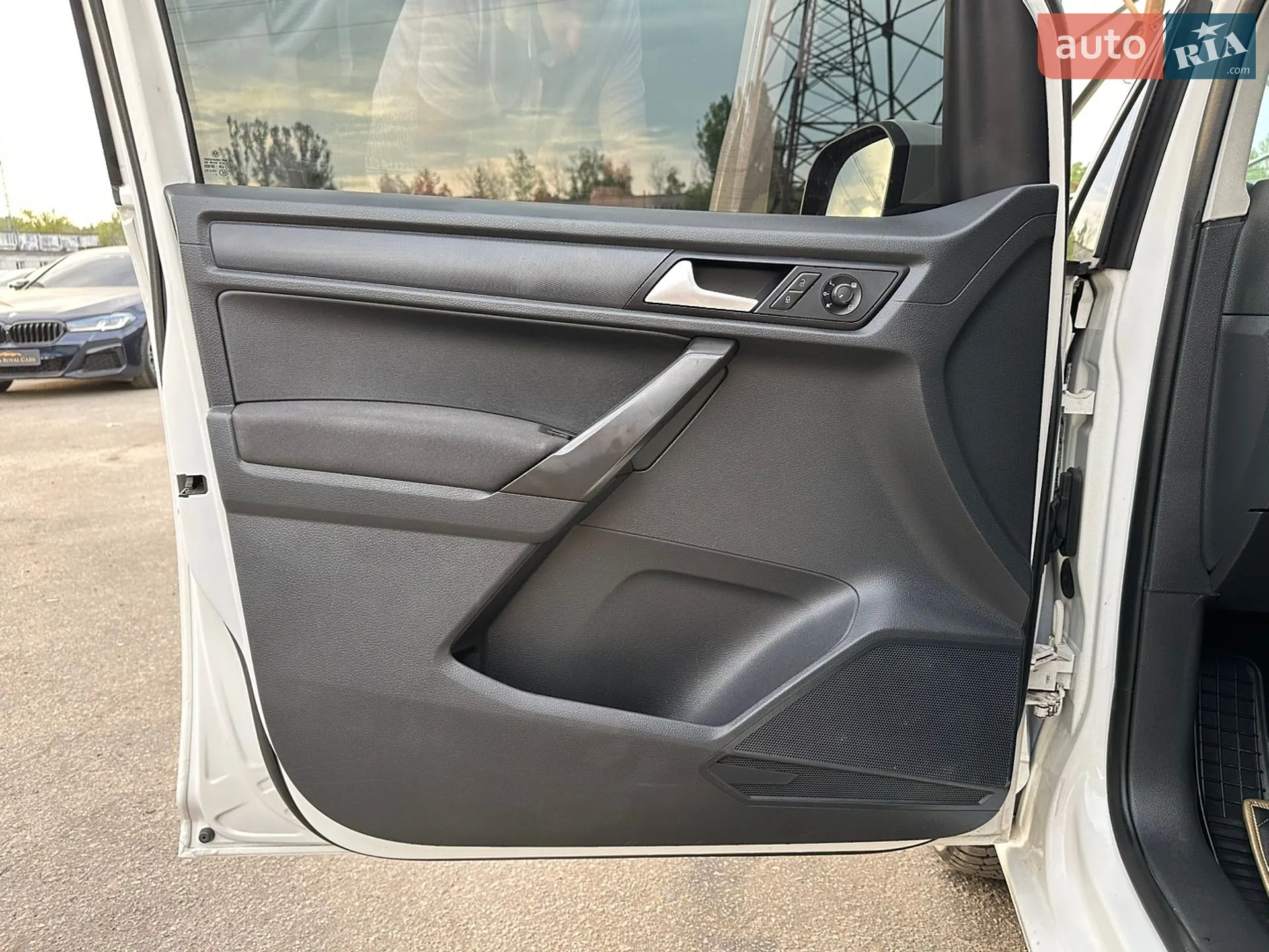 2017 Volkswagen Caddy - мініатюра 16