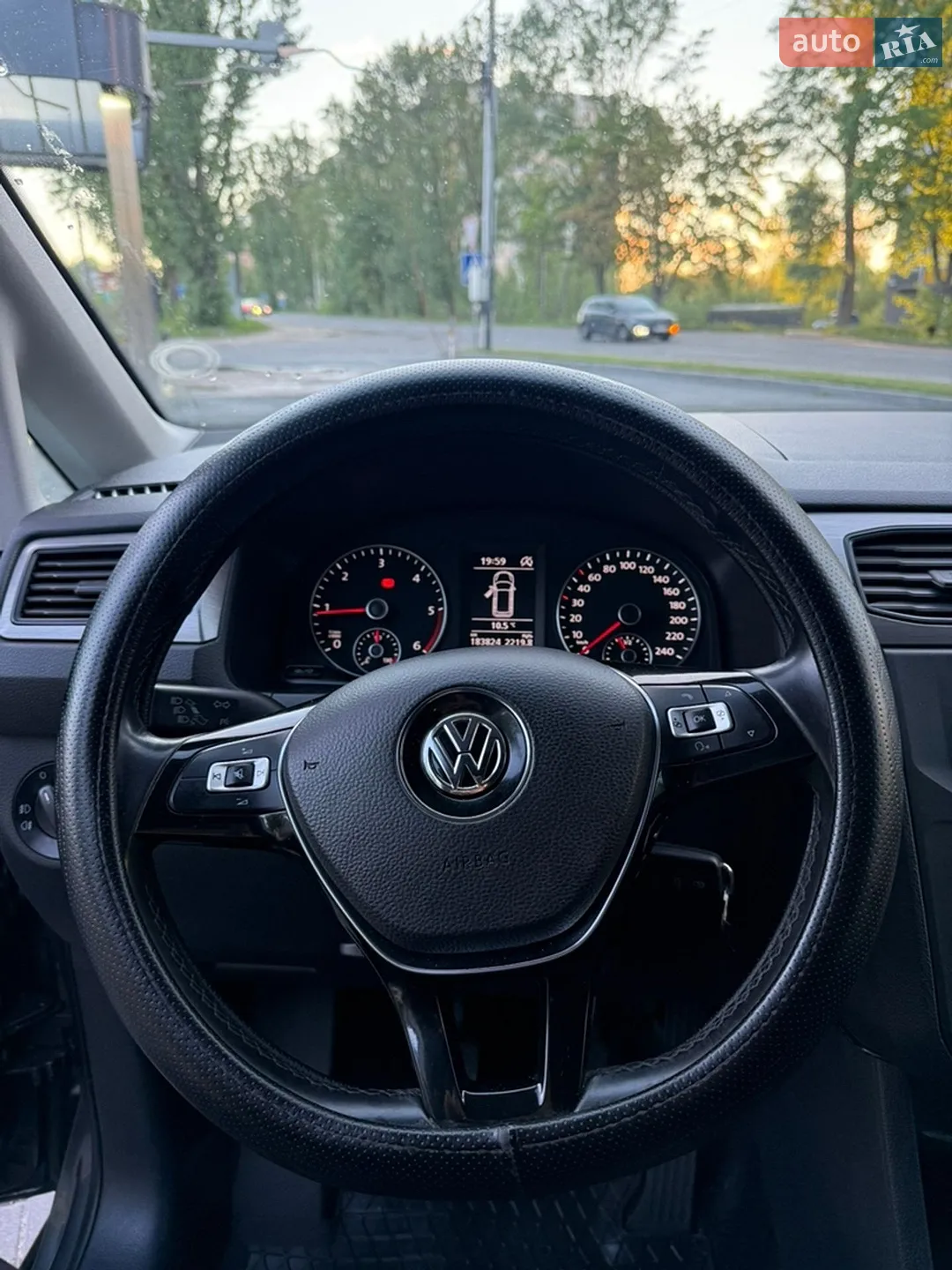 2018 Volkswagen Caddy - мініатюра 12