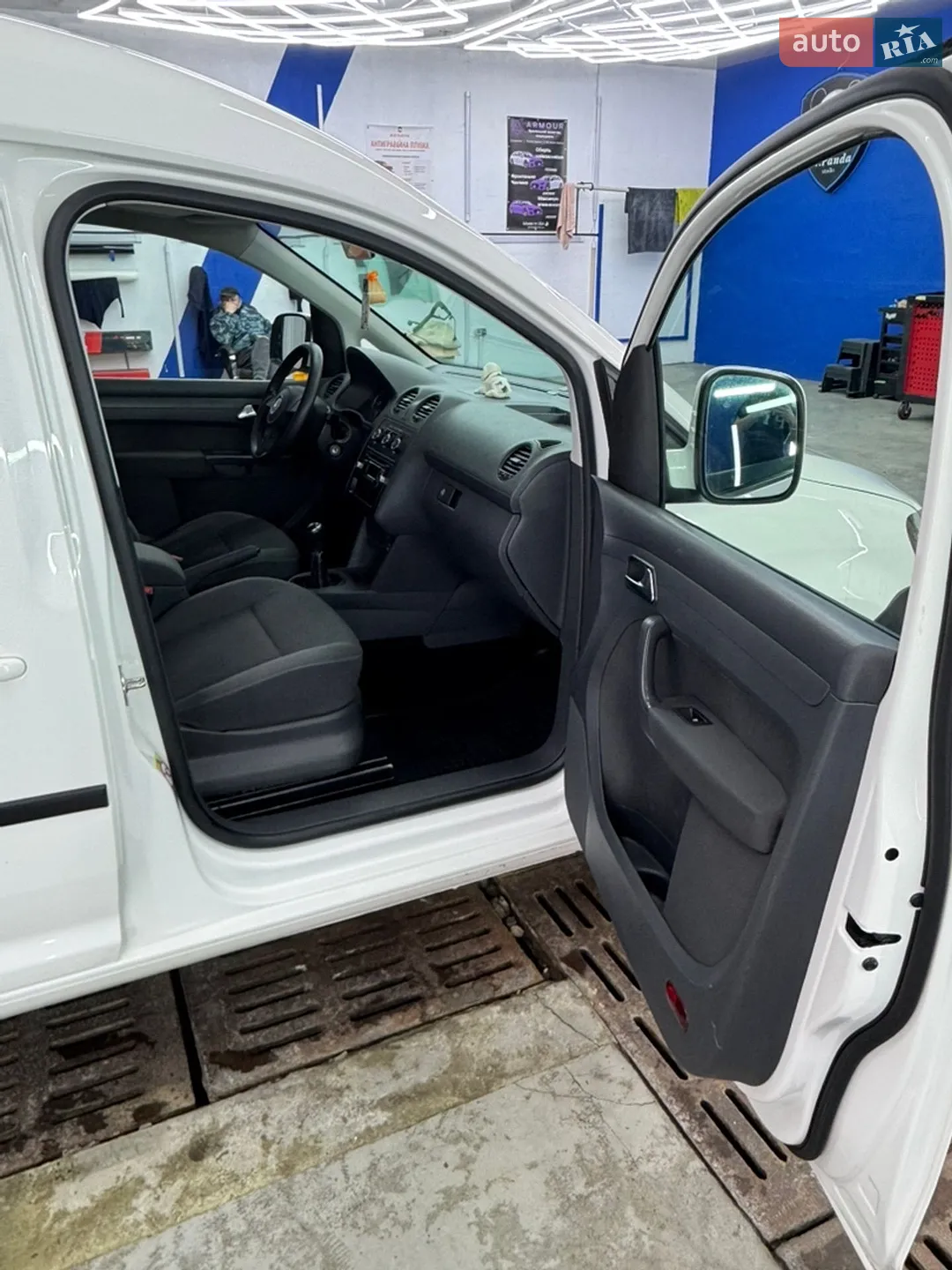 2013 Volkswagen Caddy - мініатюра 17