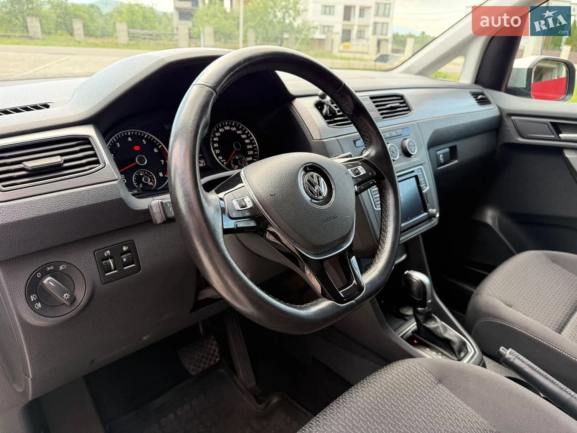 2020 Volkswagen Caddy - мініатюра 37