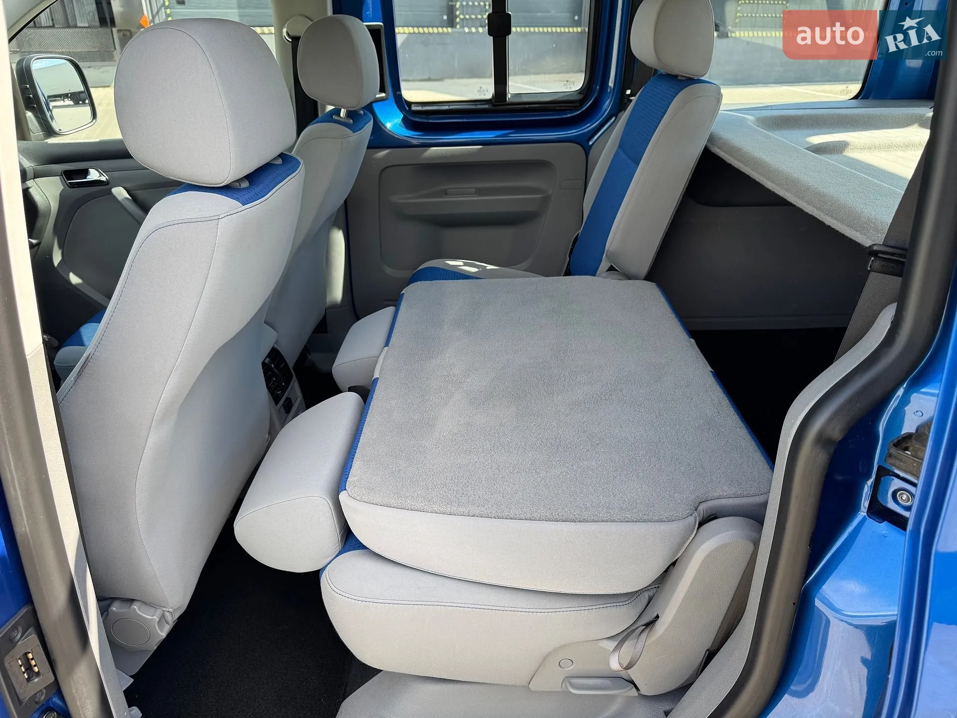 2010 Volkswagen Caddy - мініатюра 26