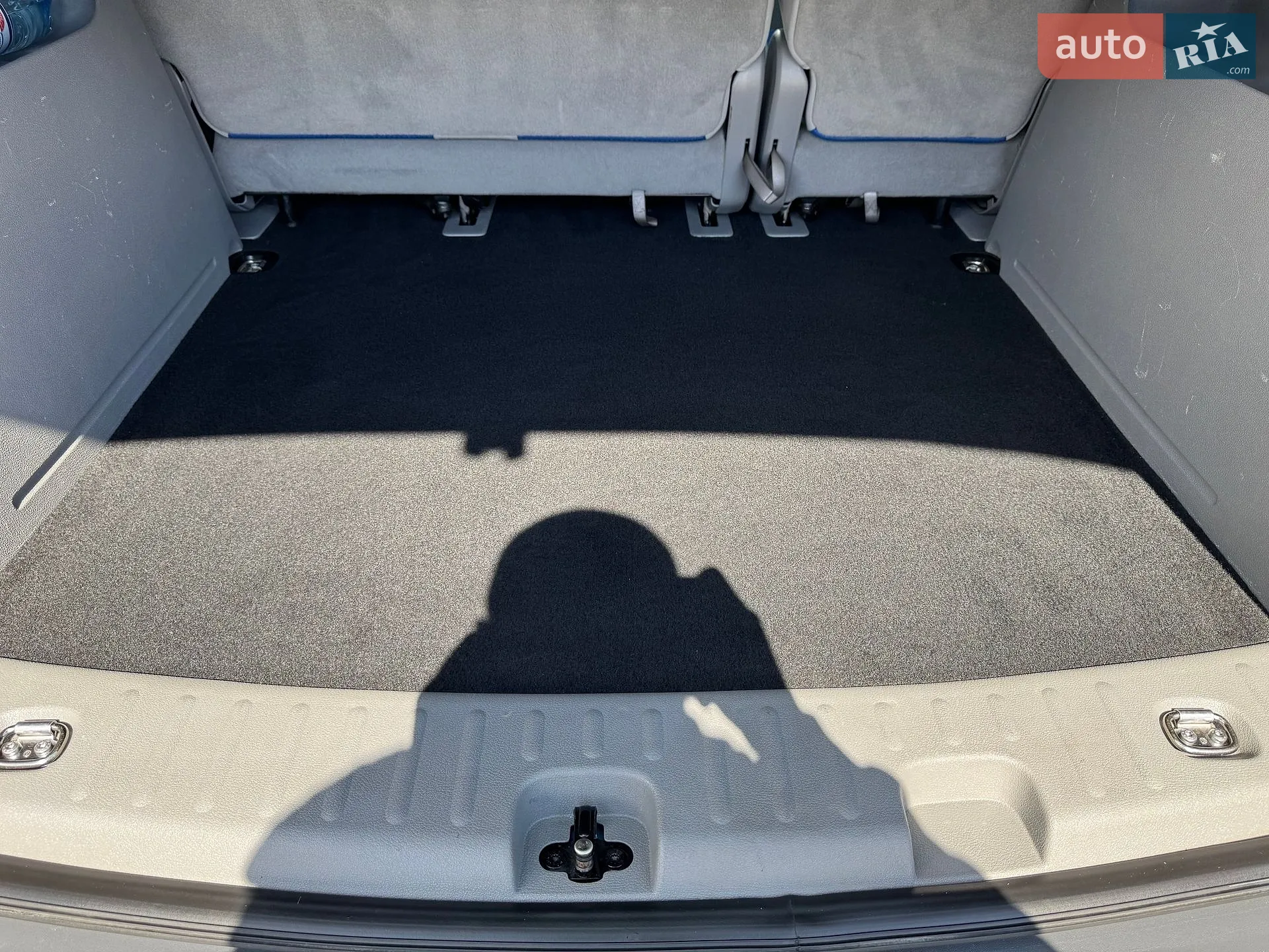 2010 Volkswagen Caddy - мініатюра 42