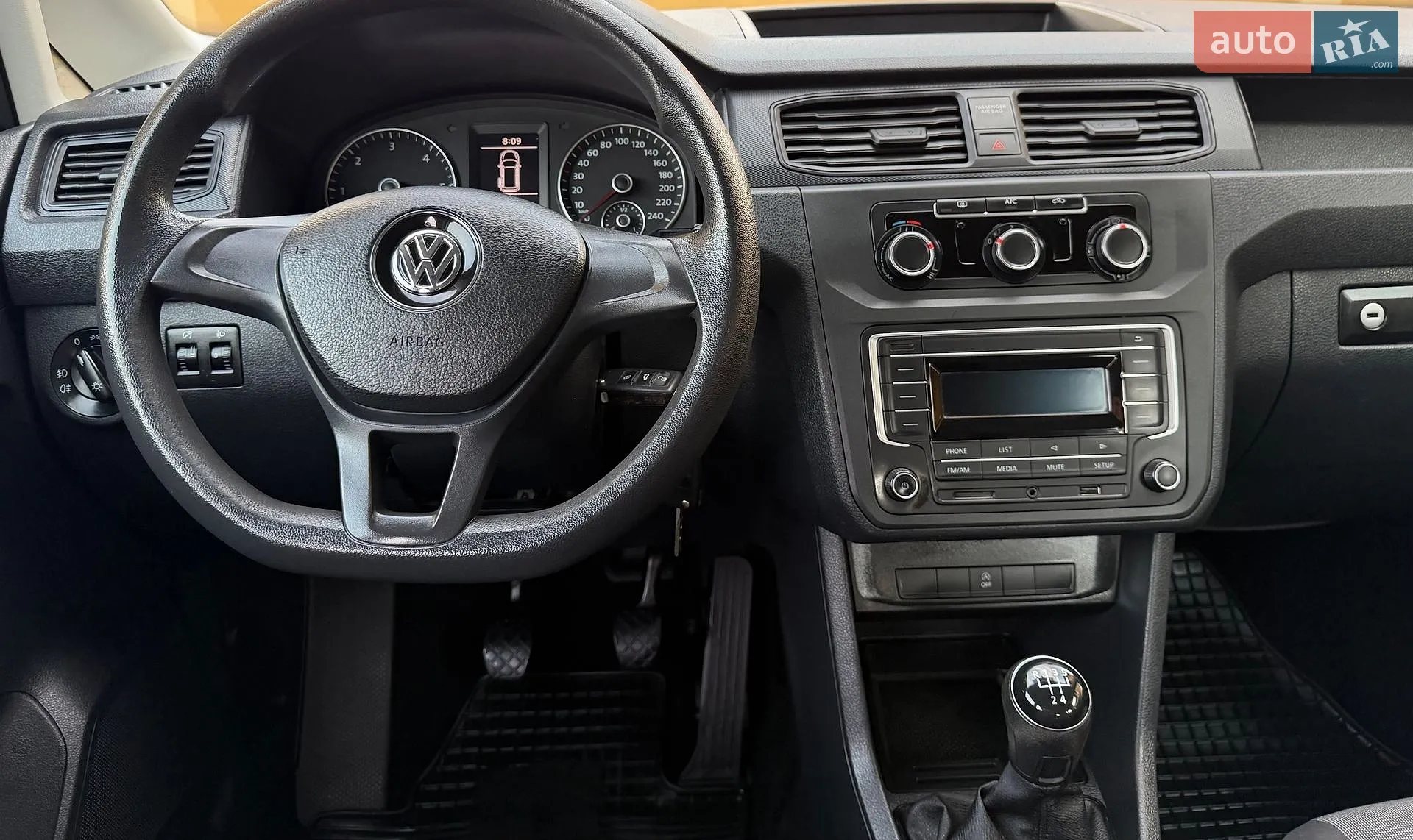 2017 Volkswagen Caddy - мініатюра 69