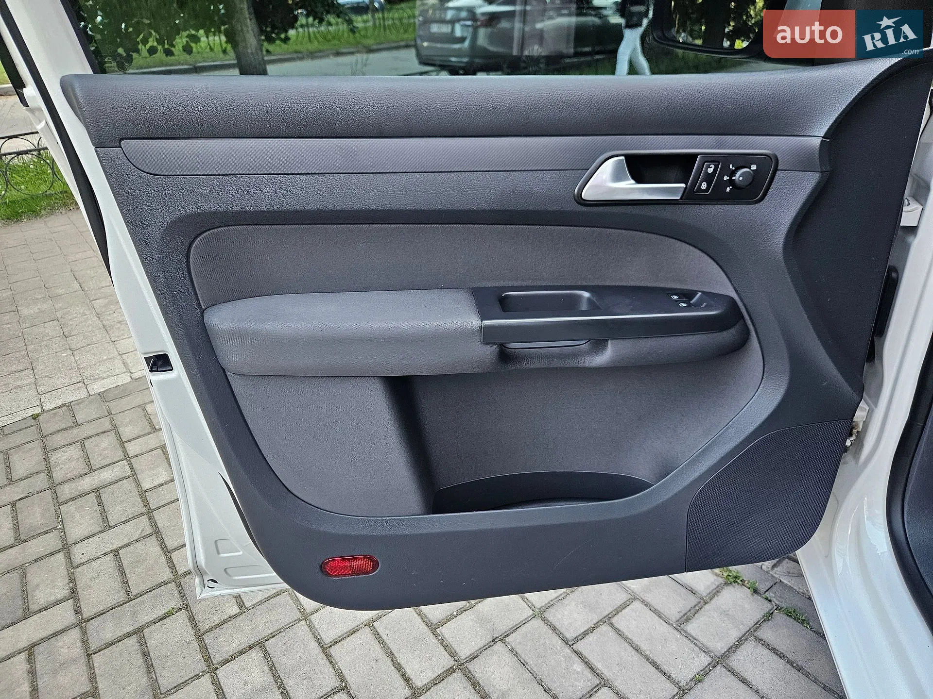 2015 Volkswagen Caddy - мініатюра 16