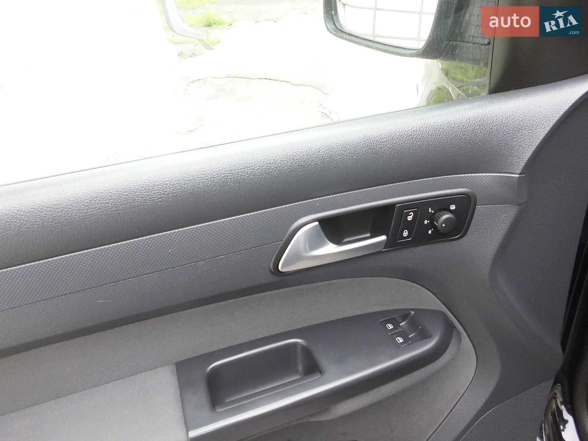 2015 Volkswagen Caddy - мініатюра 11