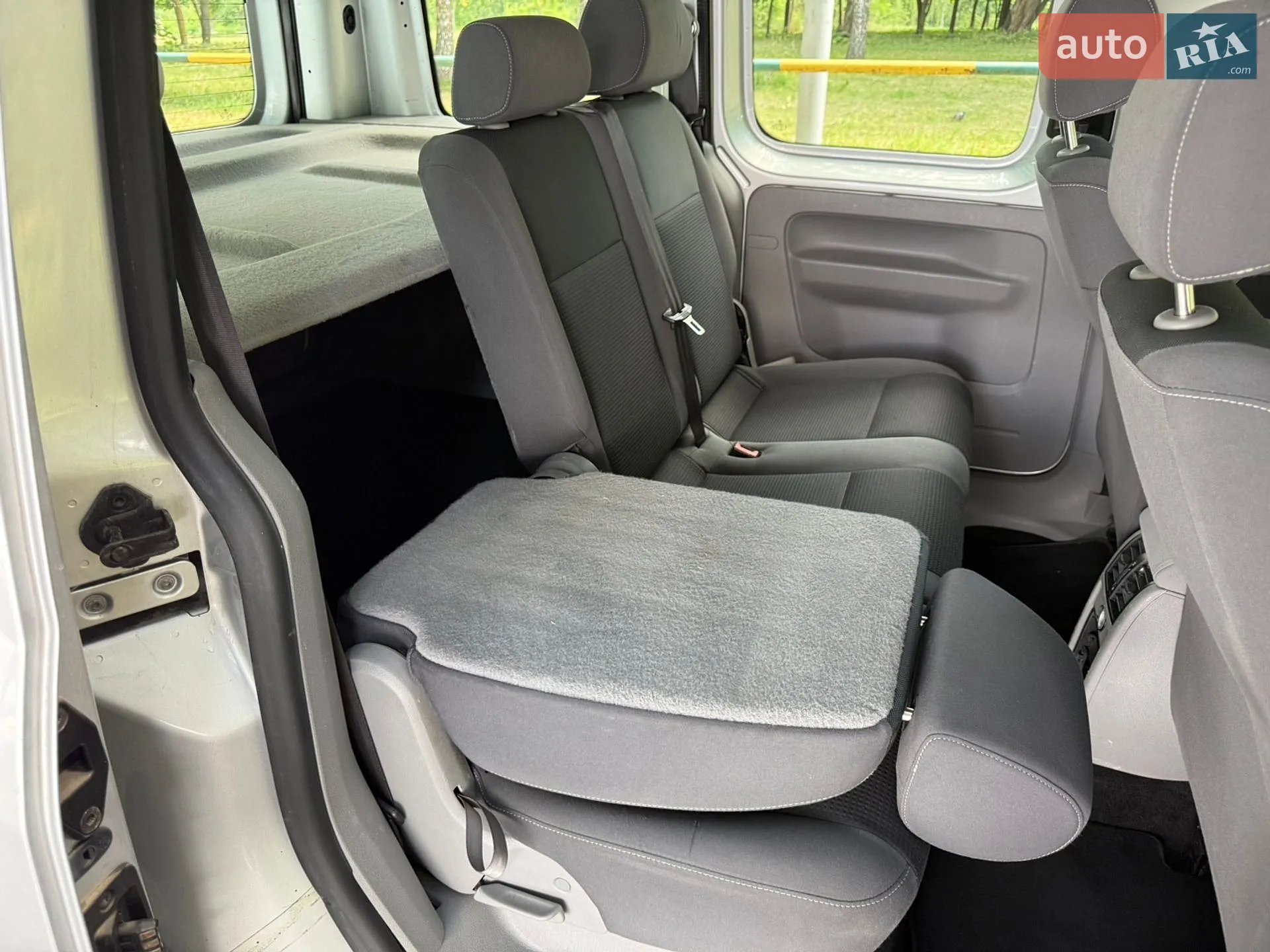 2010 Volkswagen Caddy - мініатюра 27