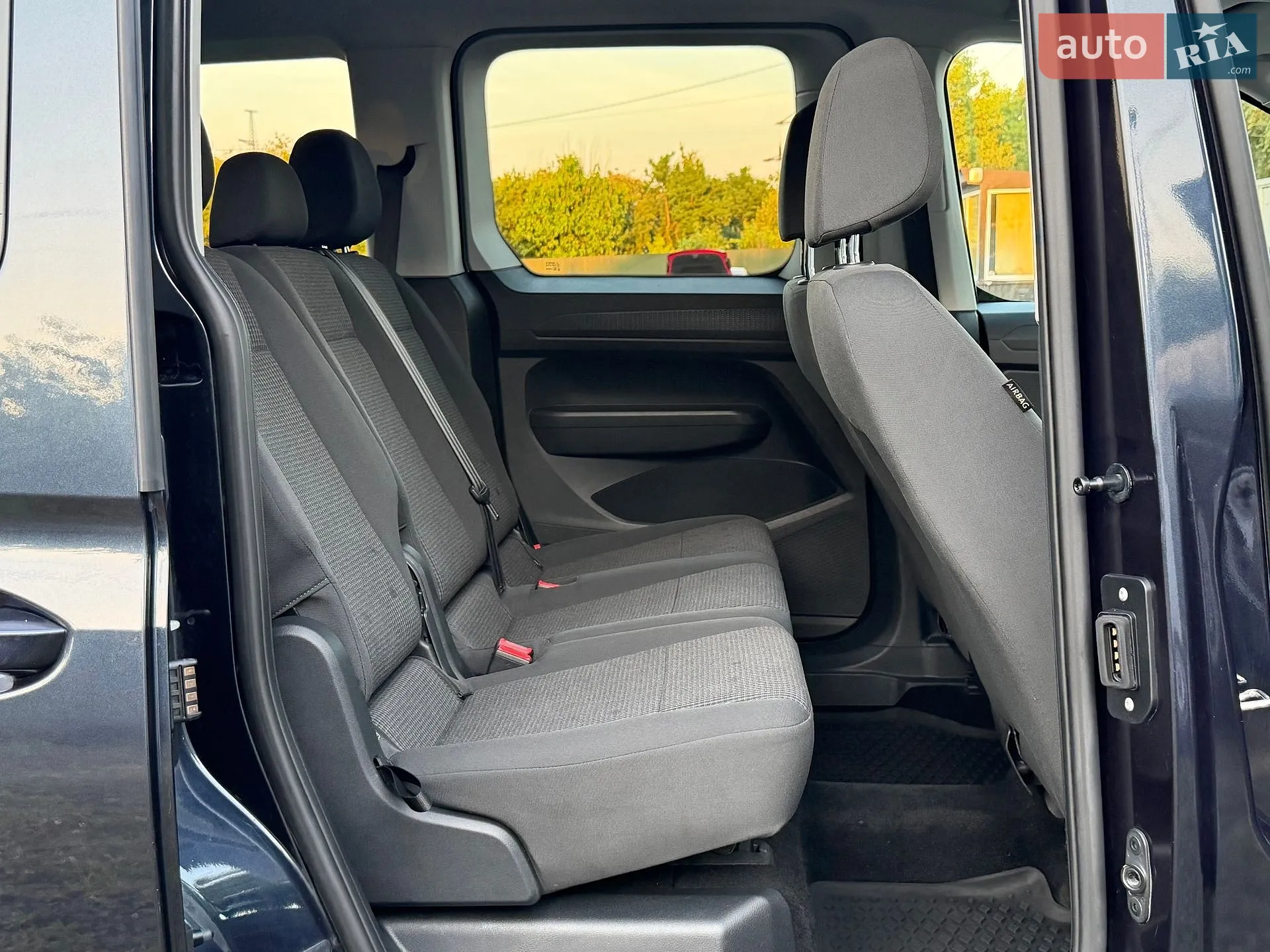 2021 Volkswagen Caddy - мініатюра 36