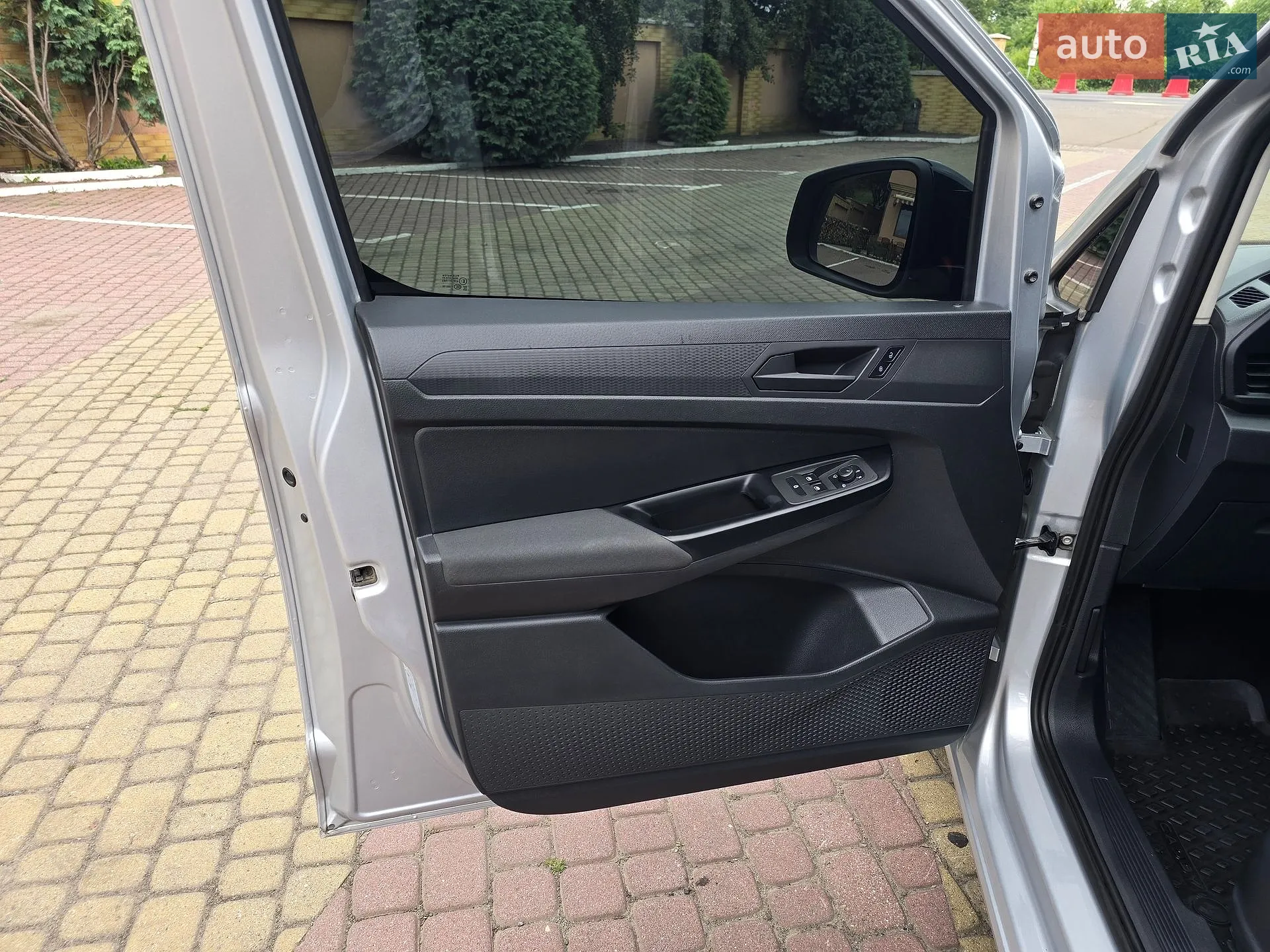 2021 Volkswagen Caddy - мініатюра 43