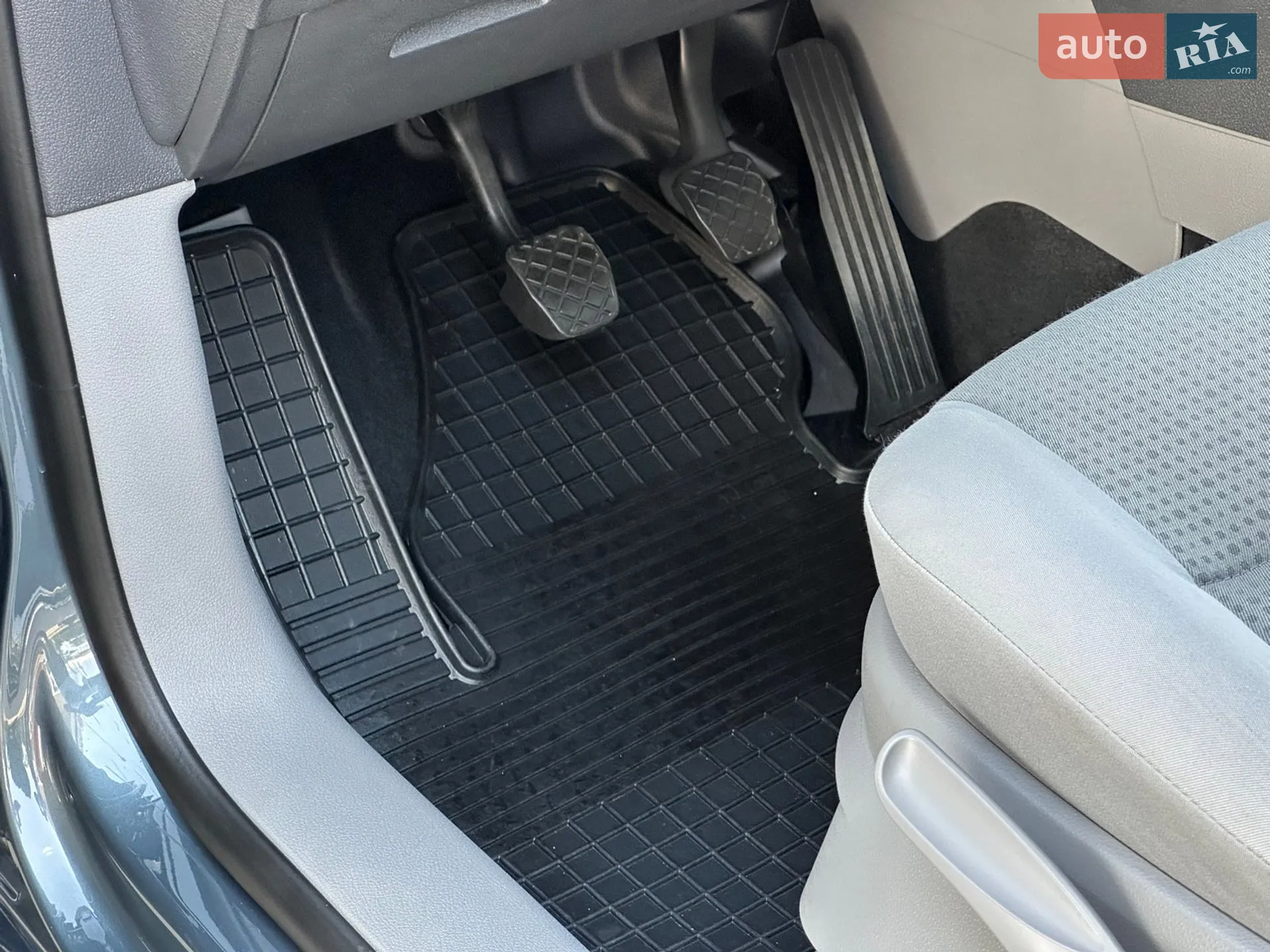 2010 Volkswagen Caddy - мініатюра 37