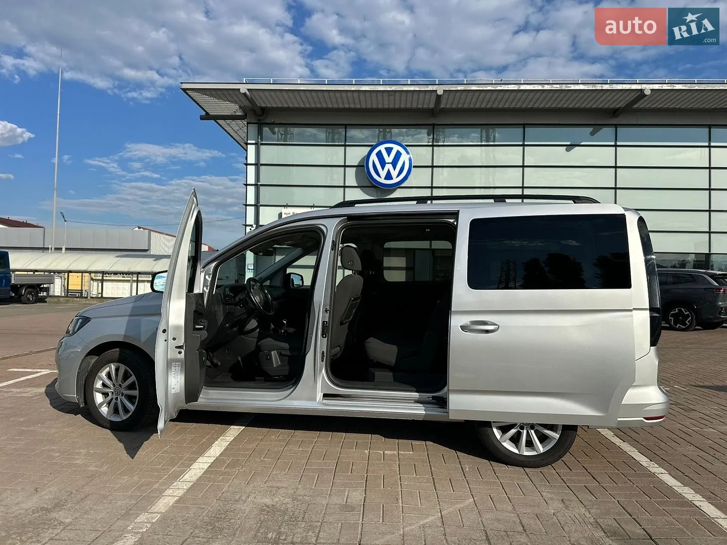 2021 Volkswagen Caddy - мініатюра 12