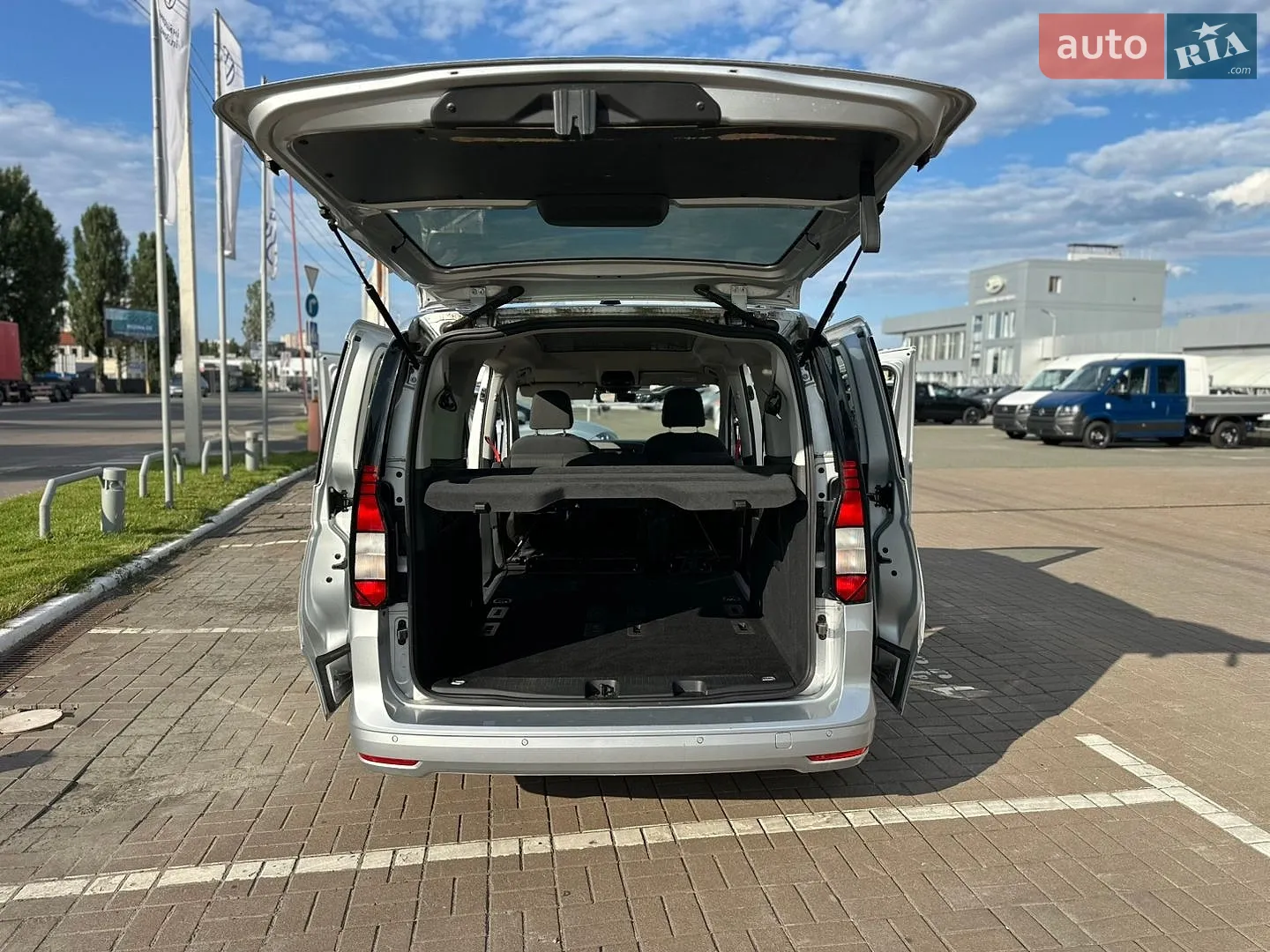 2021 Volkswagen Caddy - мініатюра 13