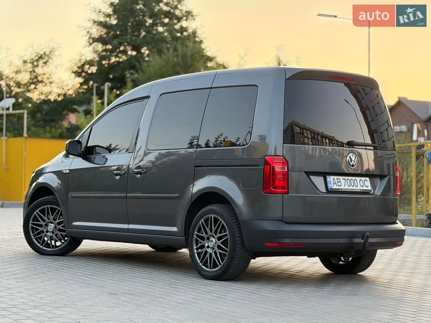 2017 Volkswagen Caddy - мініатюра 17