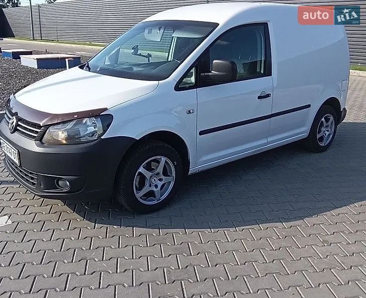 Volkswagen Caddy 2011