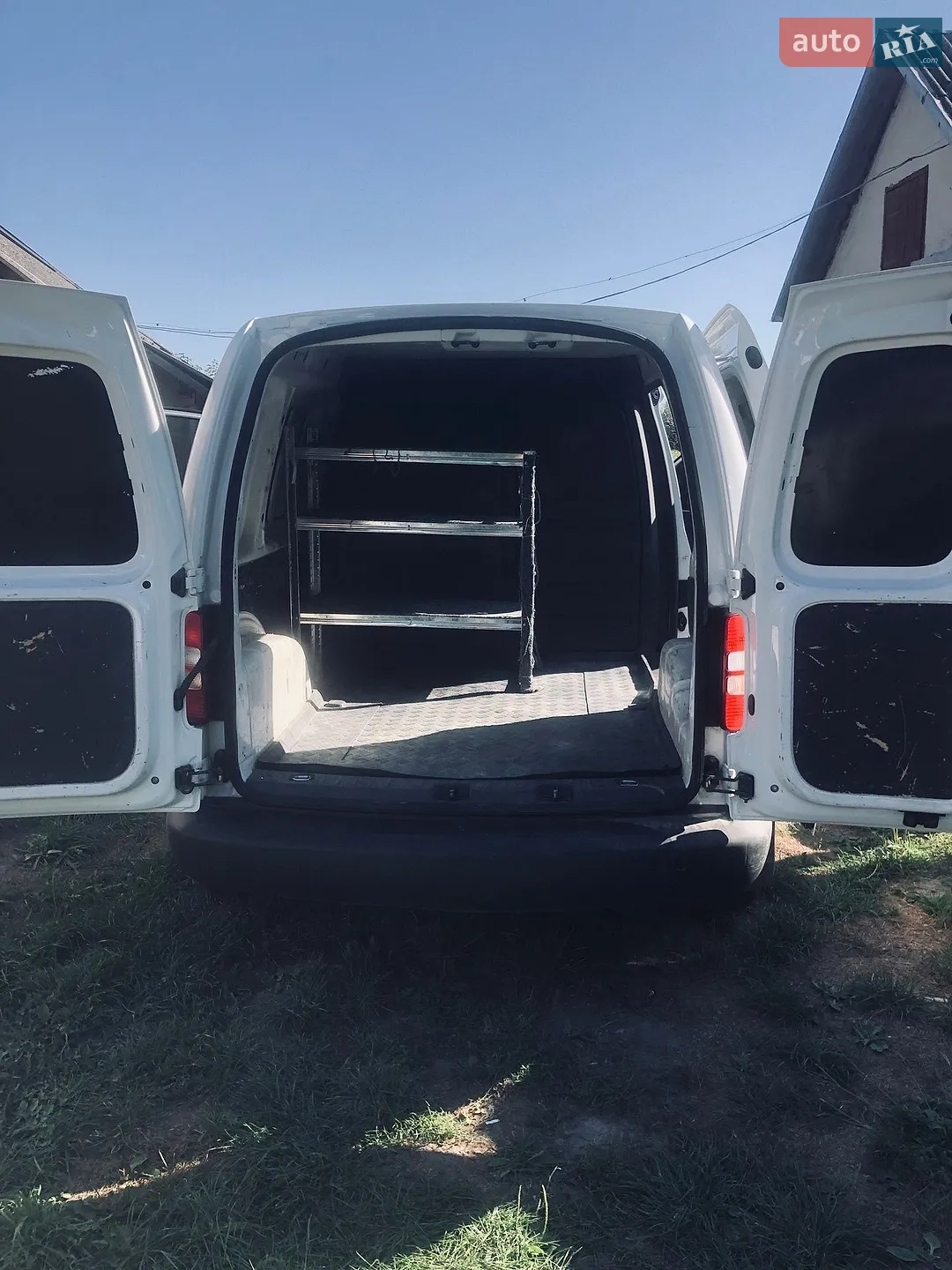 2010 Volkswagen Caddy - мініатюра 8
