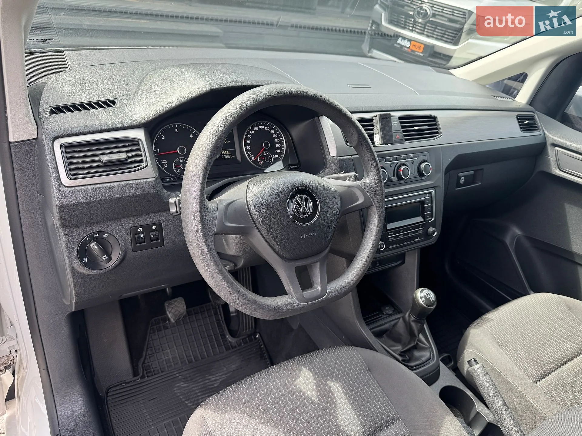 2018 Volkswagen Caddy - мініатюра 12