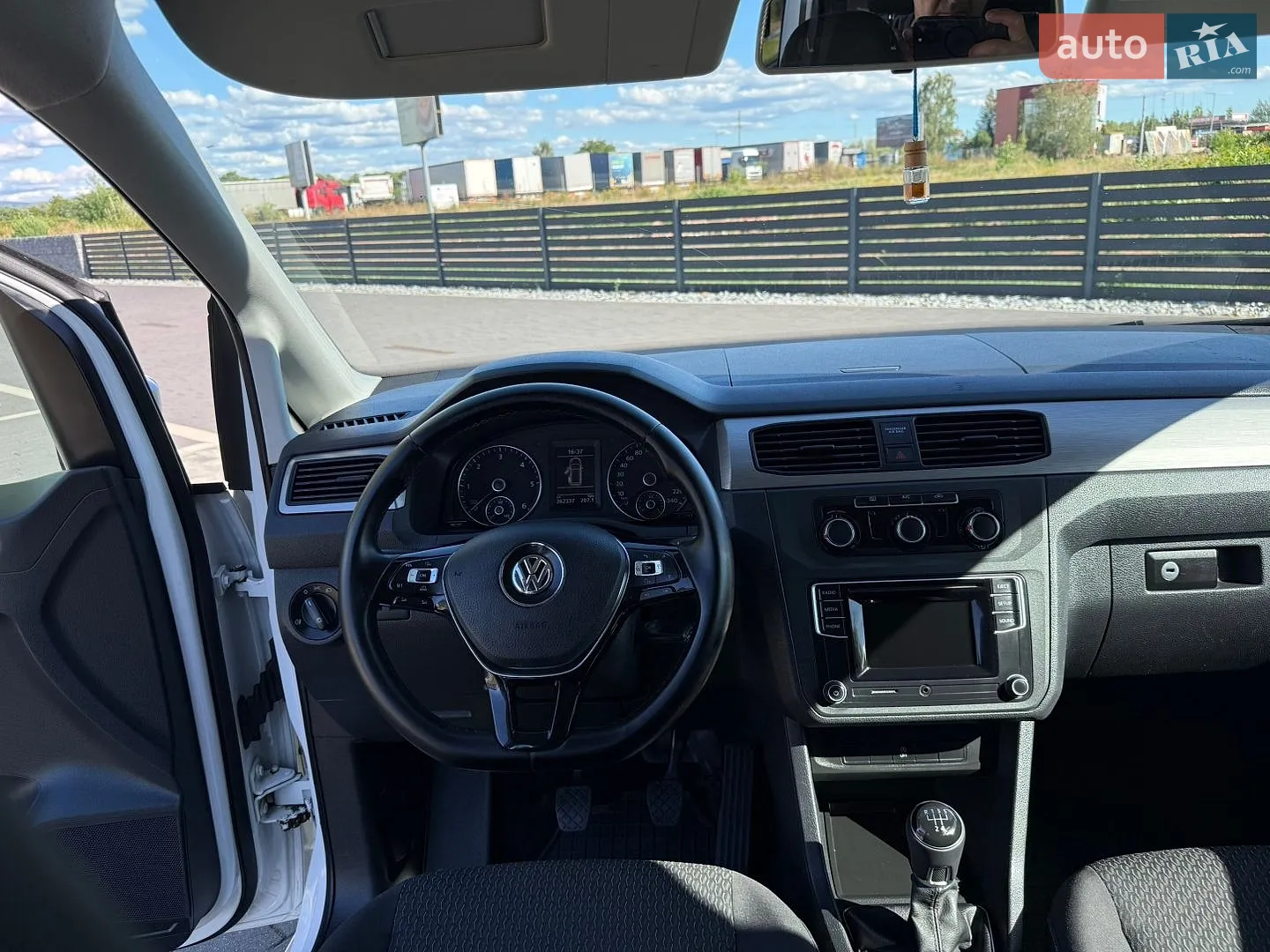 2017 Volkswagen Caddy - мініатюра 20
