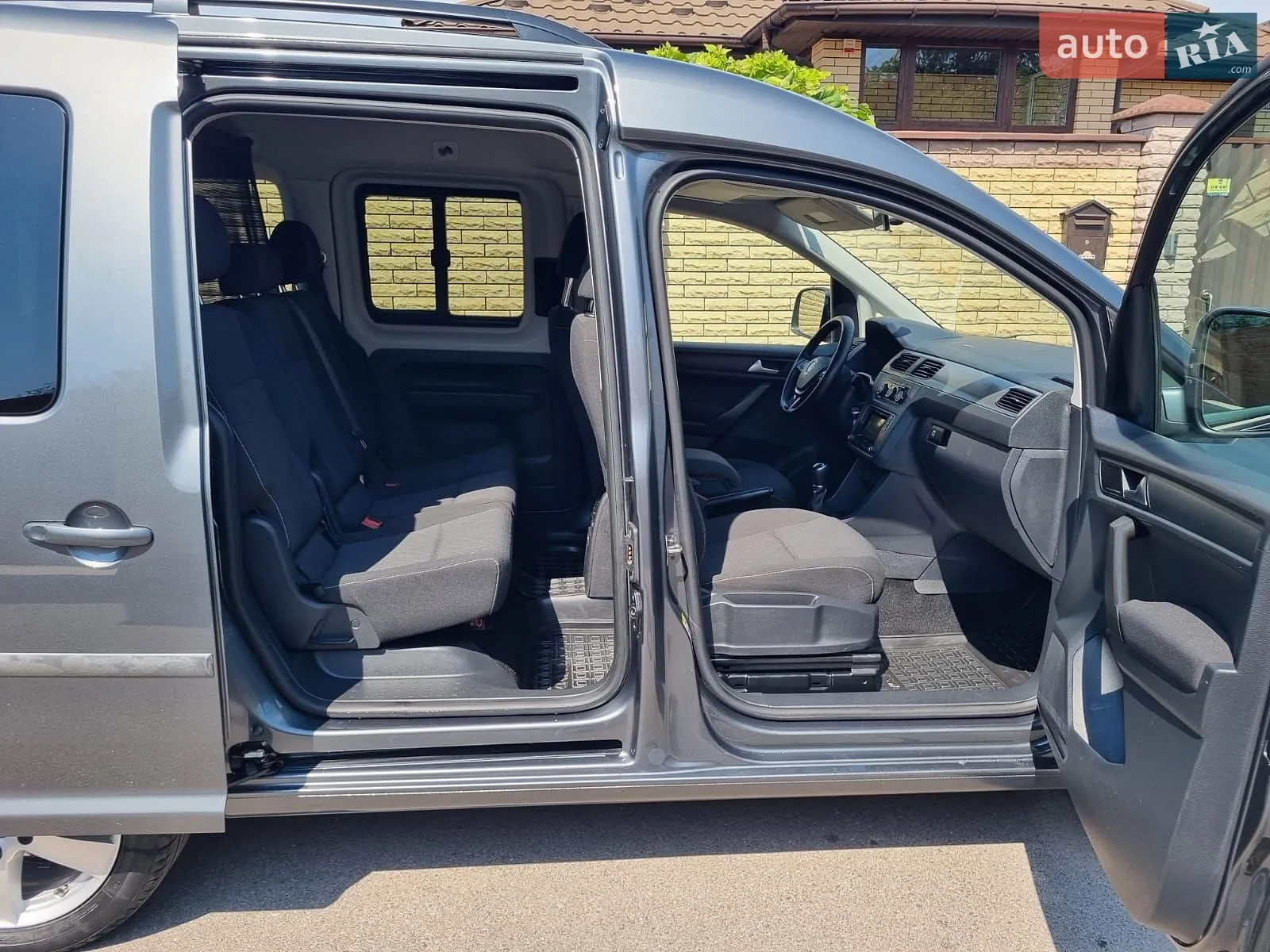 2017 Volkswagen Caddy - мініатюра 17