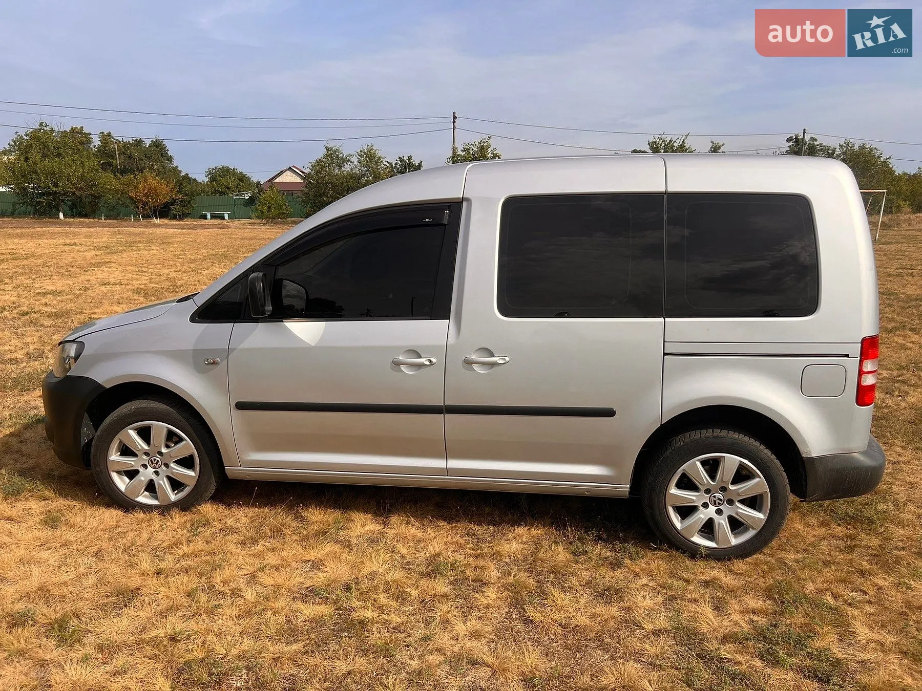 2011 Volkswagen Caddy - фото 1