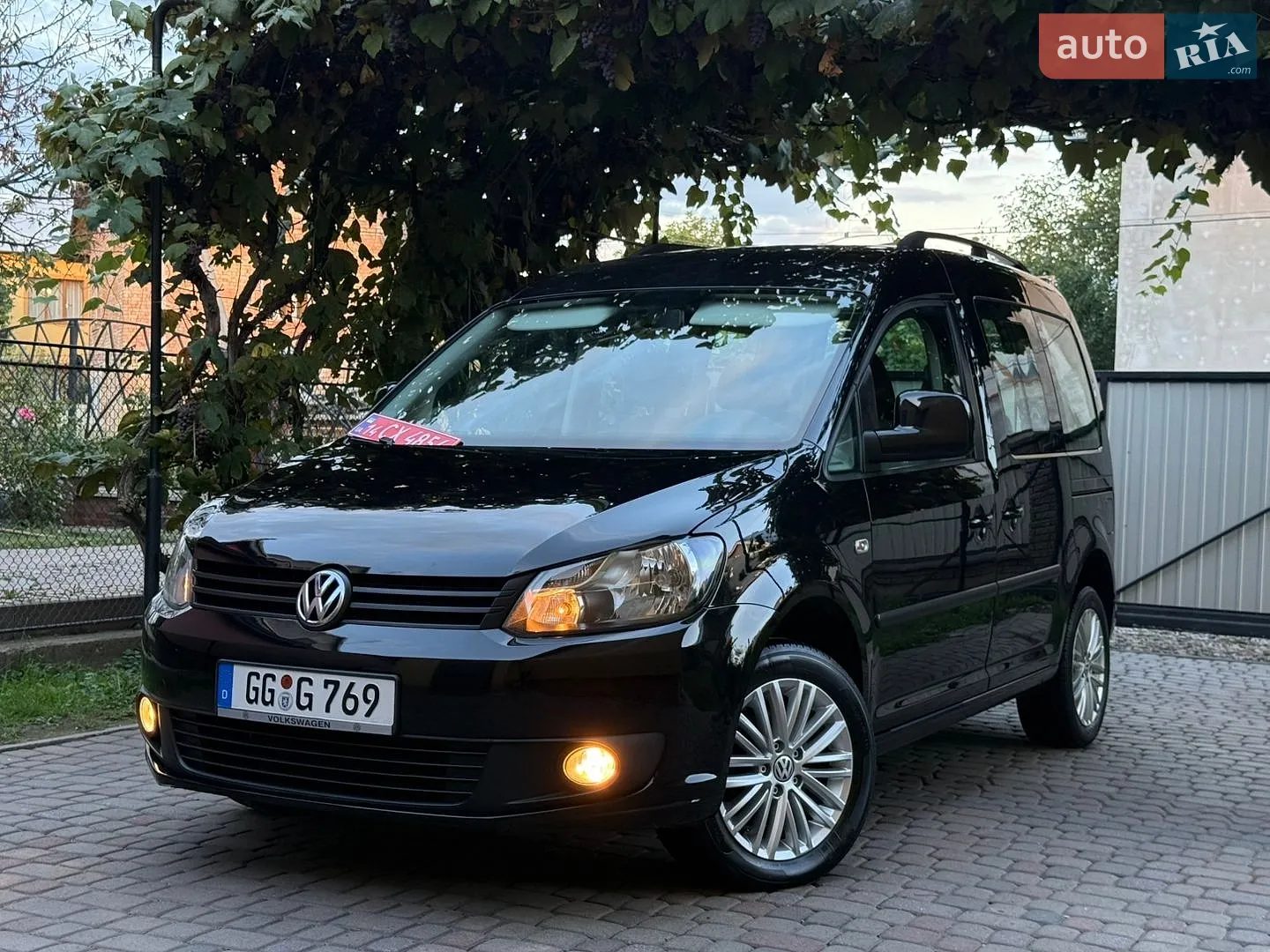 2011 Volkswagen Caddy - фото 1