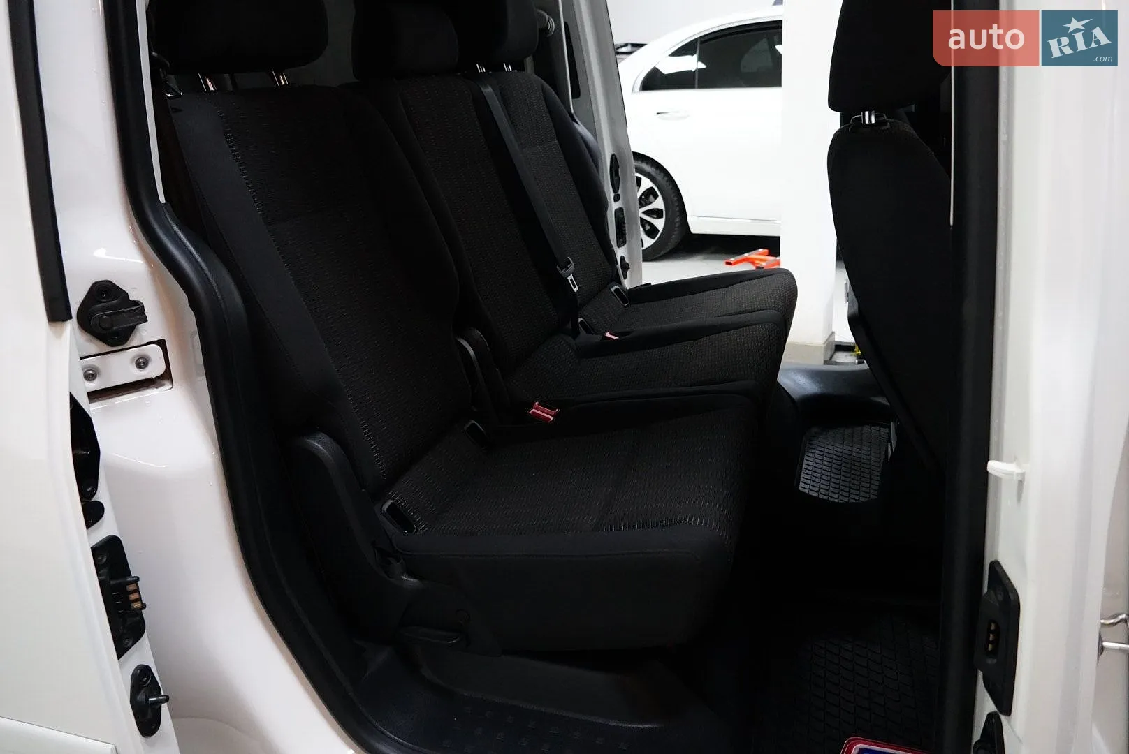 2018 Volkswagen Caddy - мініатюра 19