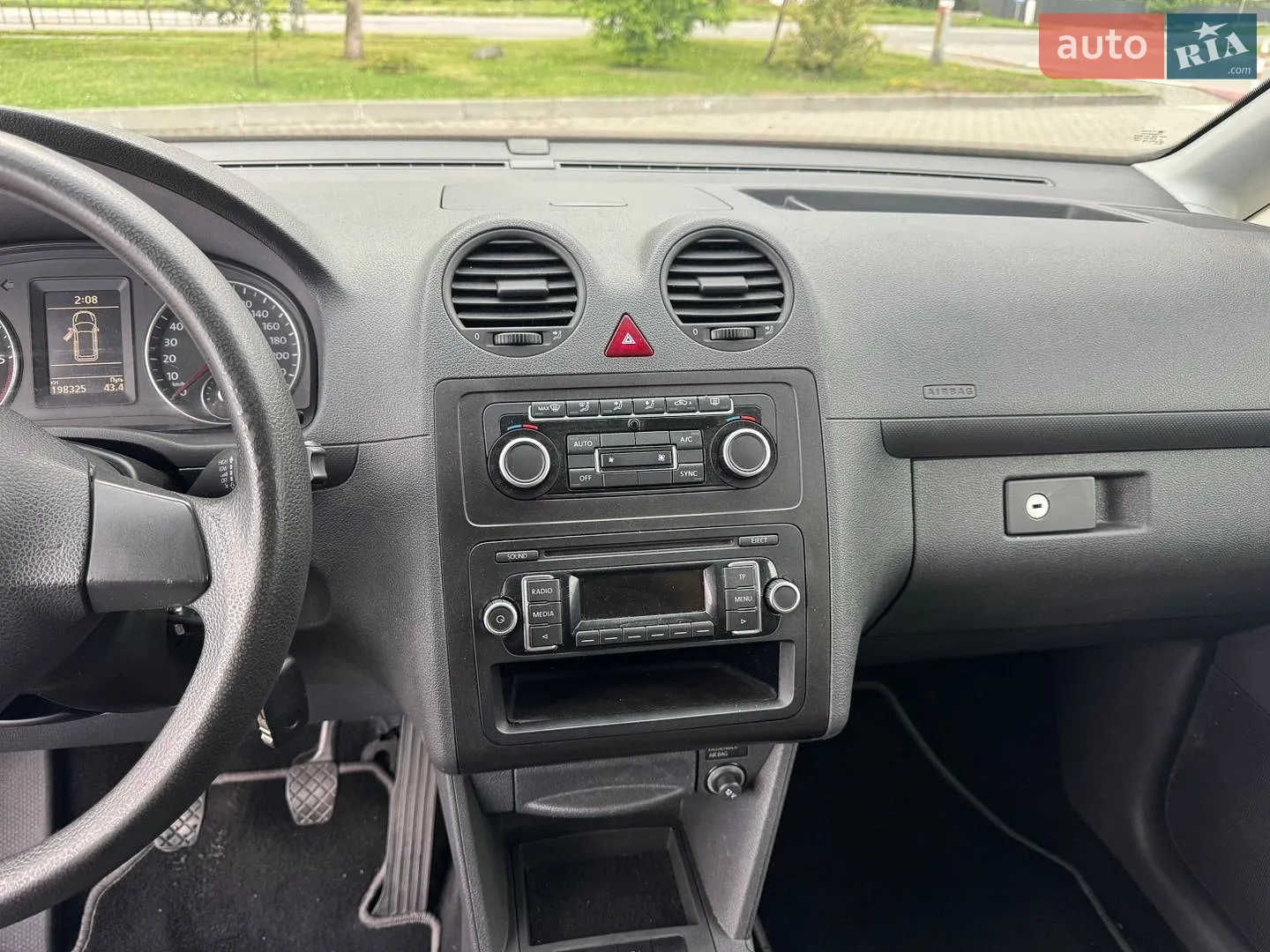 2013 Volkswagen Caddy - мініатюра 21