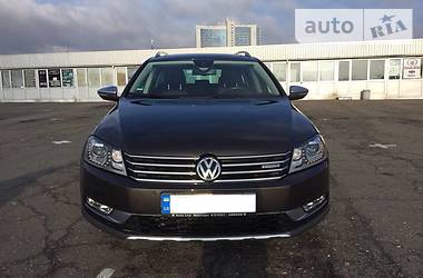 Универсал Volkswagen Carat 2014 в Киеве